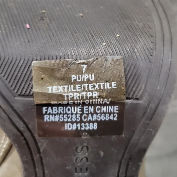 Express Grey Faux Leather Lace Up Heeled Boots Size 7 - Picture 6 of 8